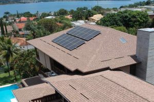 Telhado shingle: a solução durável e de baixa manutenção para o litoral